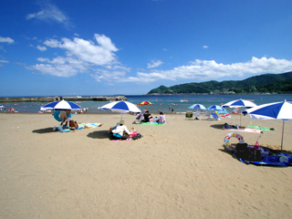 nagahama_201406140803420d7.jpg